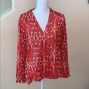 F21 hi-lo printed top